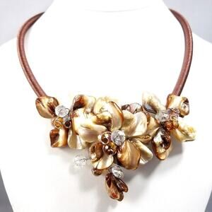 Dyed Mother of Pearl Floral Shell Necklace, 18 Inches